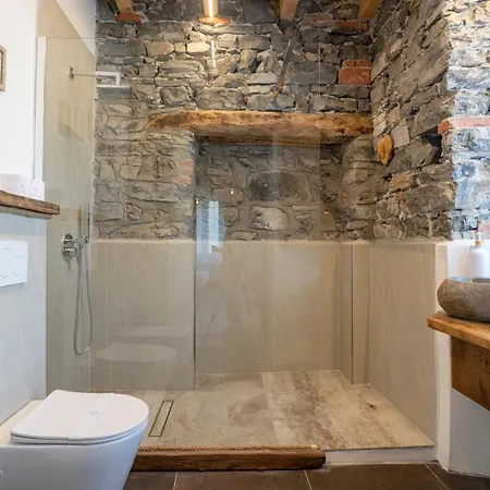 招待所 Salice Divino 3*