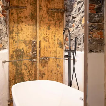 招待所 Salice Divino 3*