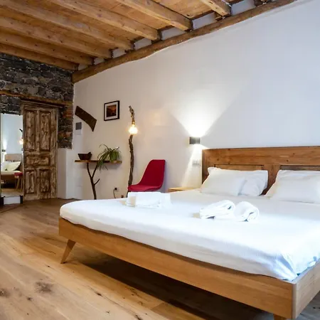 Konukevi Salice Divino